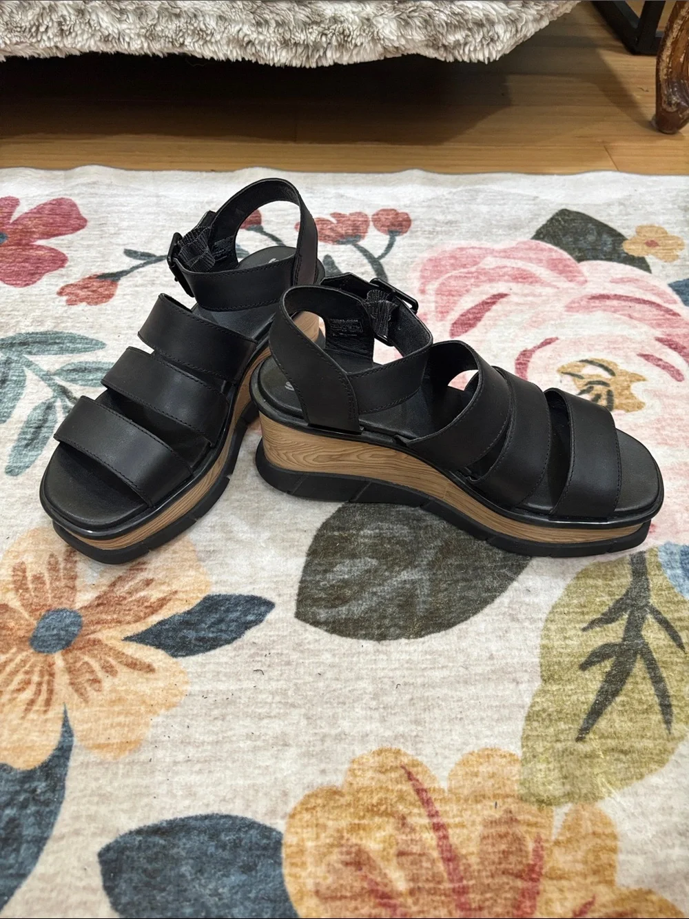 Sorel Black Leather Platform Strappy Sandals